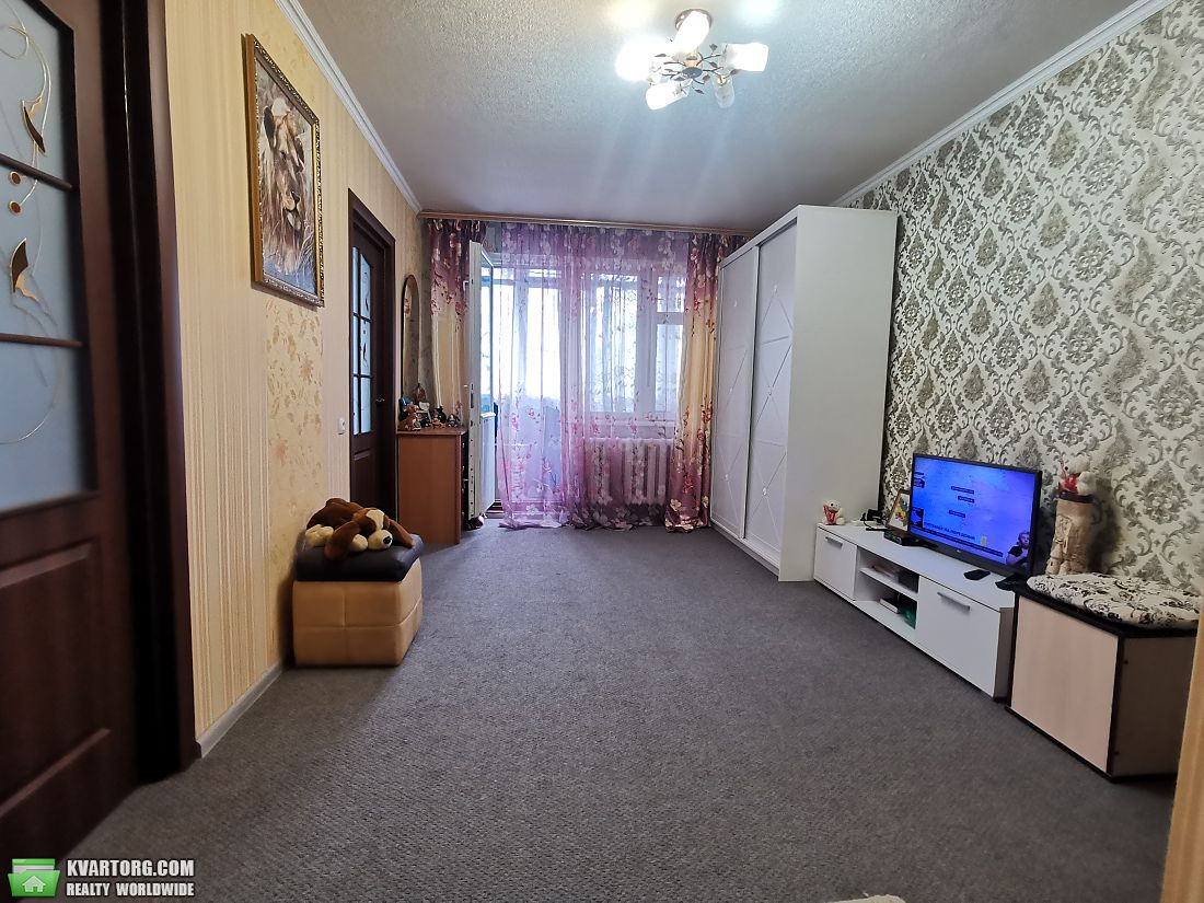 Sell 3-room apartment. Киевская обл., Скирське шосе — photo 1