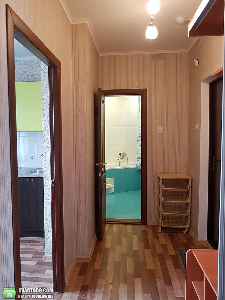 Rent out 1-room apartment. Киев, Чавдар — photo 5