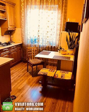 Rent out 2-room apartment. Киев,  Руденко — photo 2