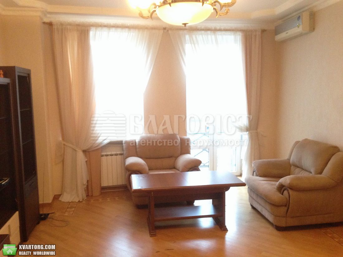 Rent out 3-room apartment. Киев,  Гусовского — photo 1