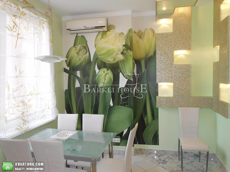 Rent out 3-room apartment. Киев,  Дмитриевская — photo 3