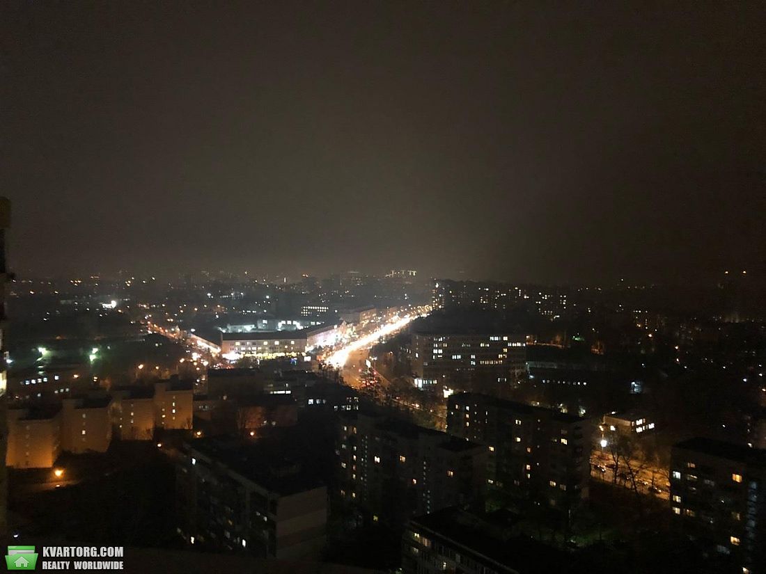 Sell 1-room apartment. Киев,  Трутенко — photo 9