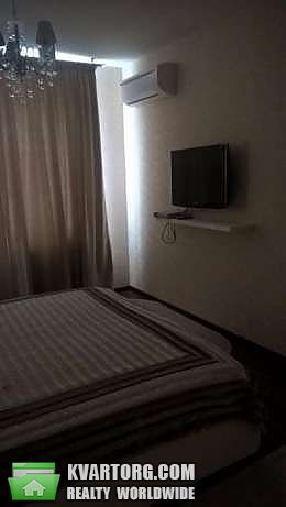 Rent out 2-room apartment. Киев,  Пчелки — photo 4