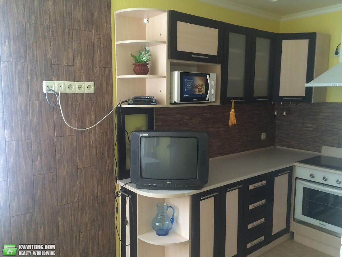 Rent out house. Киев,  Садовая — photo 4