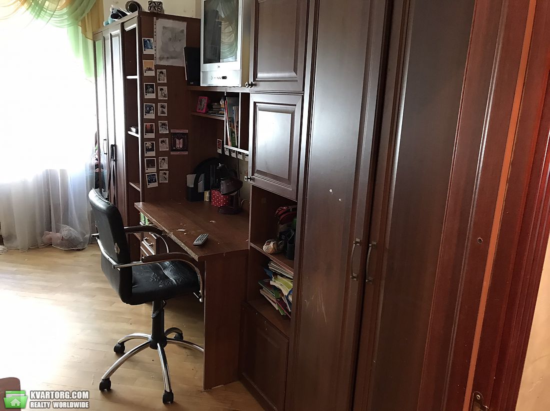 Sell 3-room apartment. Киев,  Срибнокильская — photo 1