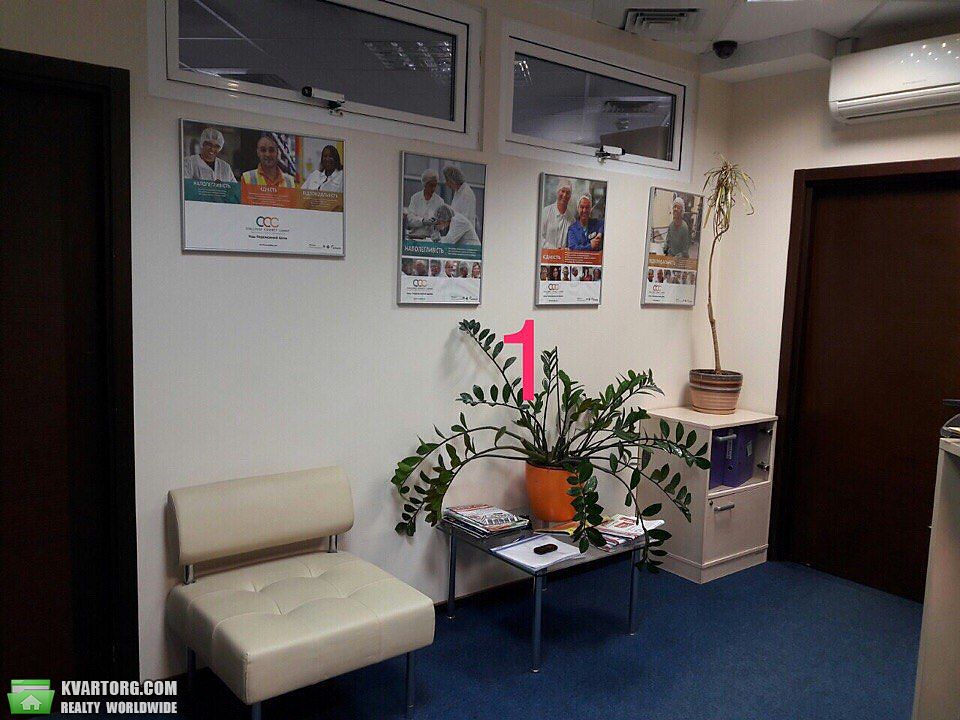 Rent out office. Киев,  Шевченко бул — photo 1