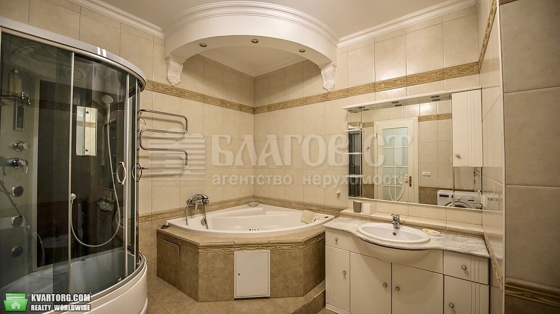 Rent out 4-room apartment. Киев,  Леси Украинки бул — photo 8