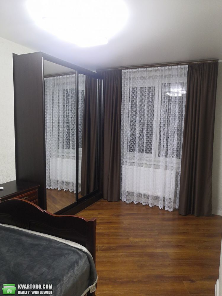 Rent out 2-room apartment. Львов, Пасічна — photo 7