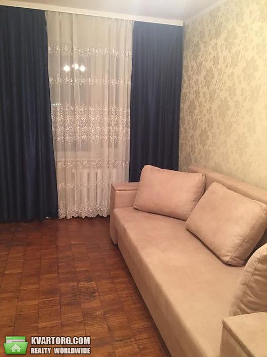 Rent out 3-room apartment. Киев,  Днепровская наб — photo 10