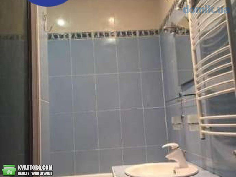 Rent out 3-room apartment. Киев,  Срибнокильская — photo 8