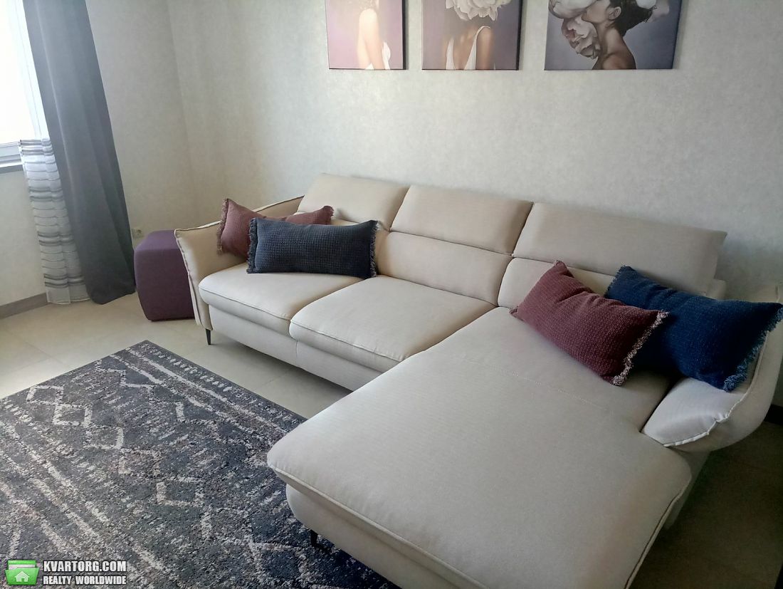 Sell 2-room apartment. Киев,  Панельная — photo 1
