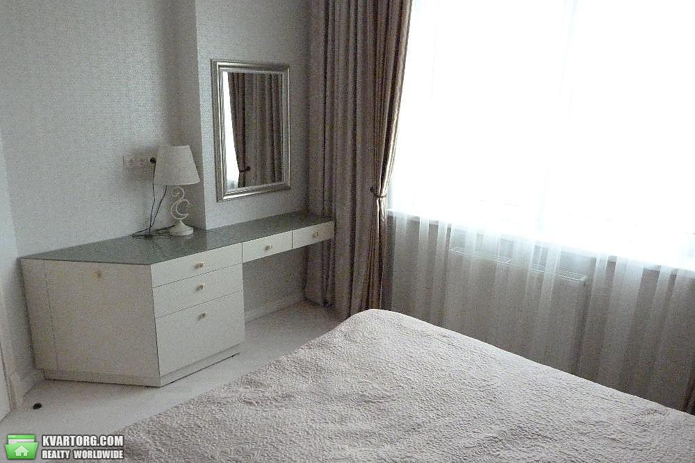 Rent out 2-room apartment. Киев,  Липковского — photo 6