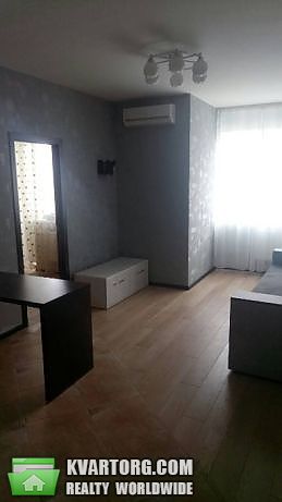 Rent out 2-room apartment. Киев,  Островского — photo 1