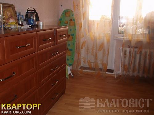 Sell 2-room apartment. Киев,  Урловская — photo 3