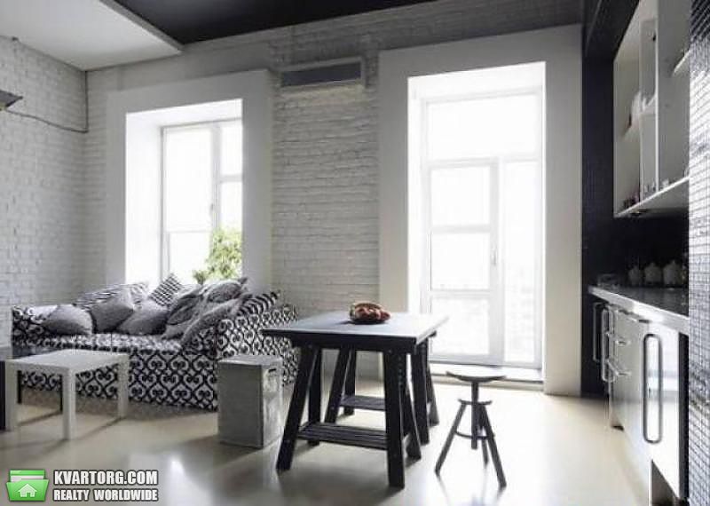 Rent out 2-room apartment. Киев,  Саксаганского — photo 1