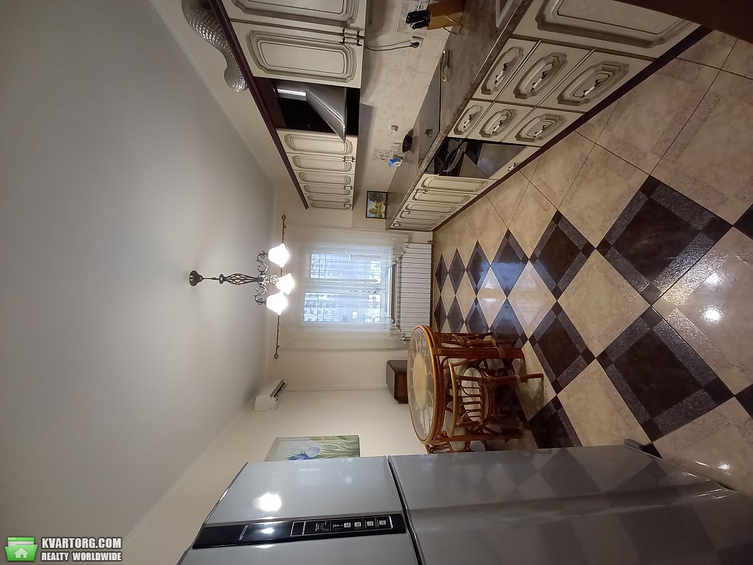 Rent out 3-room apartment. Киев, Урловская — photo 8