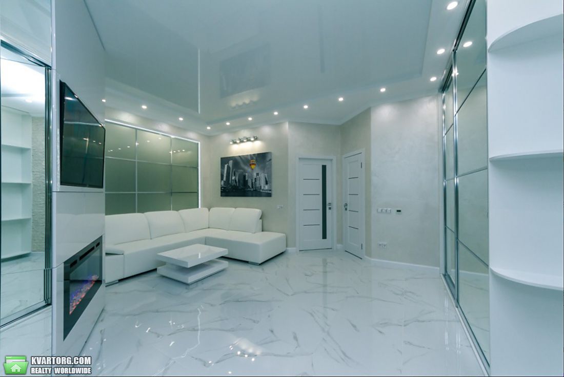 Rent out 3-room apartment. Киев, Василя Тютюнника — photo 3