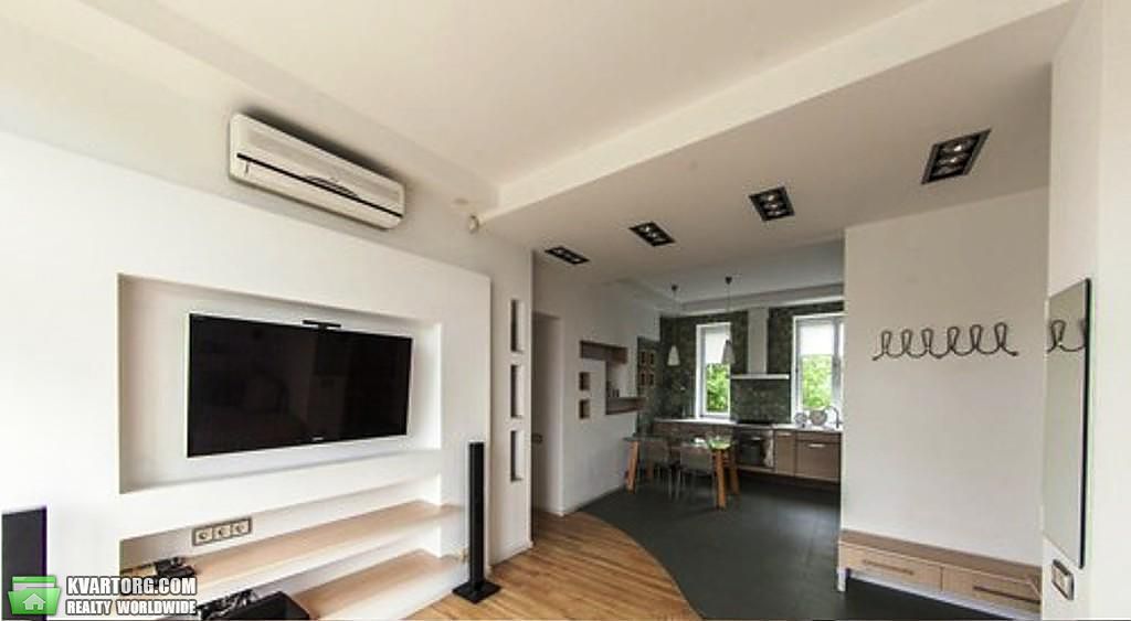 Rent out 2-room apartment. Киев,  Мазепы — photo 4