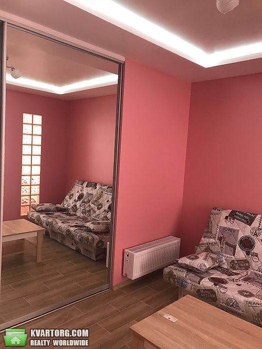Rent out 2-room apartment. Киев, максимовича михаила — photo 6