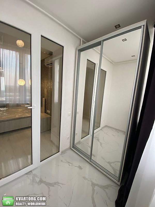 Rent out 1-room apartment. Днепропетровск, Набережна Перемоги — photo 6