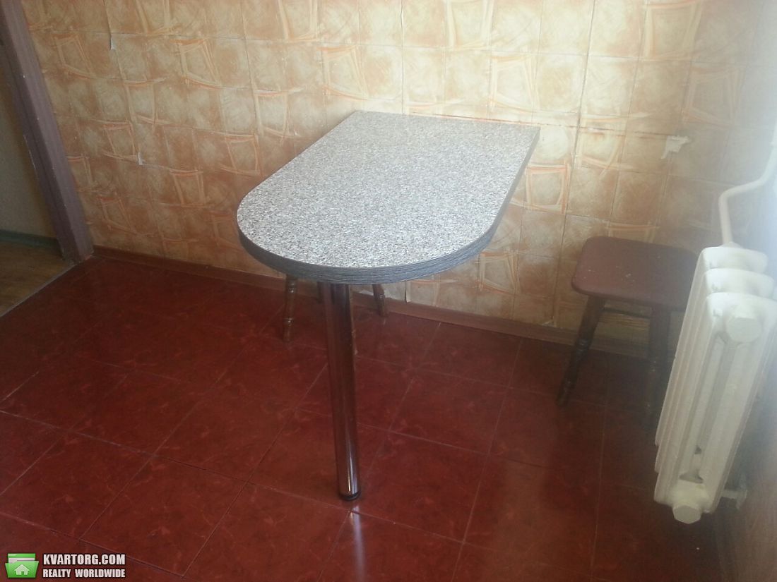 Sell 2-room apartment. Днепропетровск, Б.Хмельницкого — photo 2