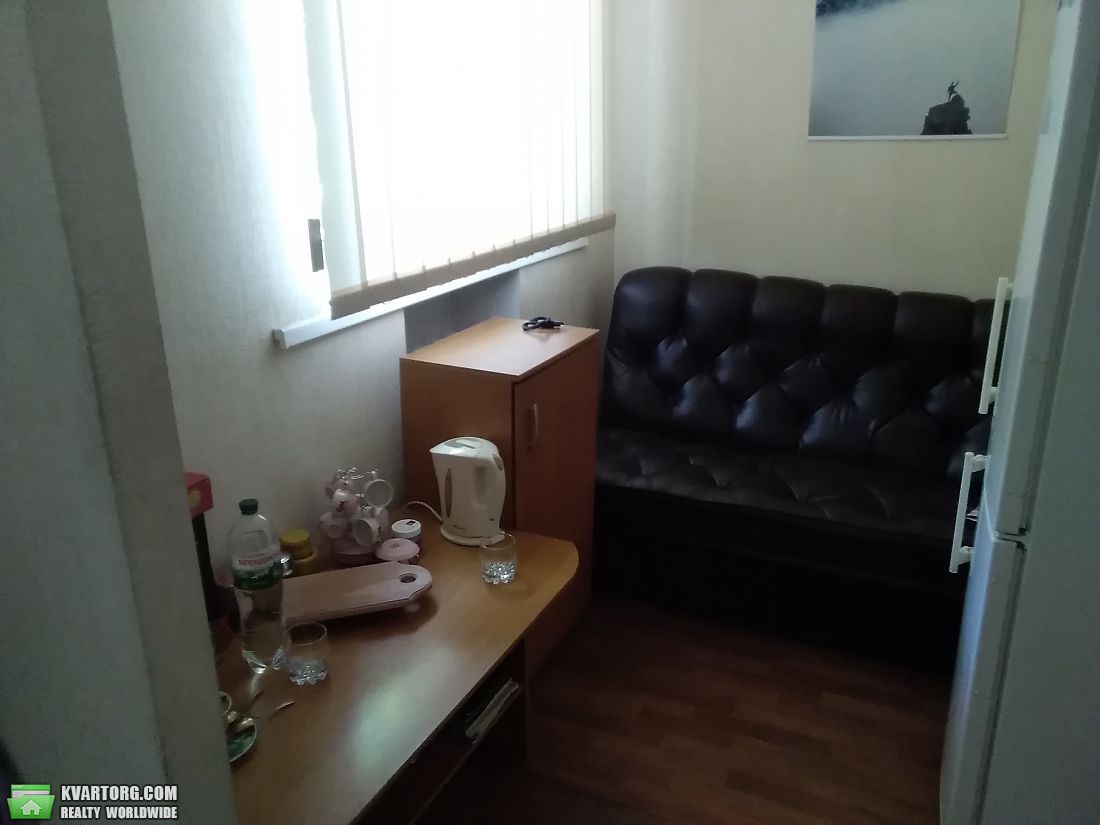 Rent out office. Днепропетровск, Петровского пр. — photo 4