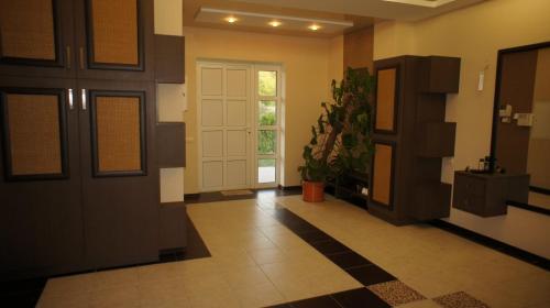 Sell house. Черкассы, Набережная — photo 1