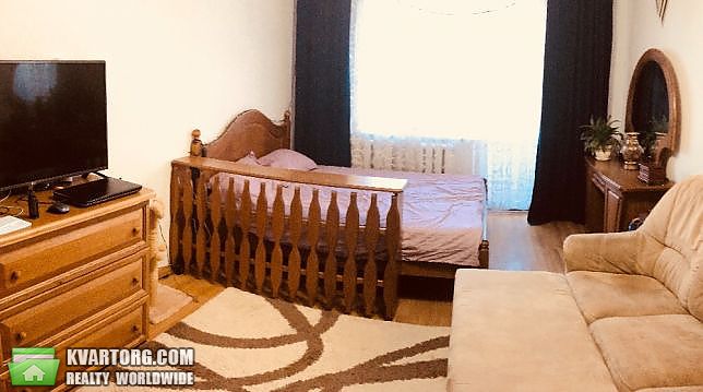Rent out 2-room apartment. Киев,  Руденко — photo 4