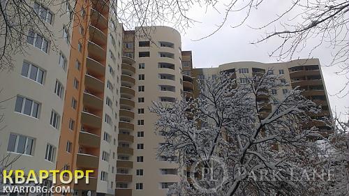 Sell 3-room apartment. Киев,  40-летия Октября просп — photo 1