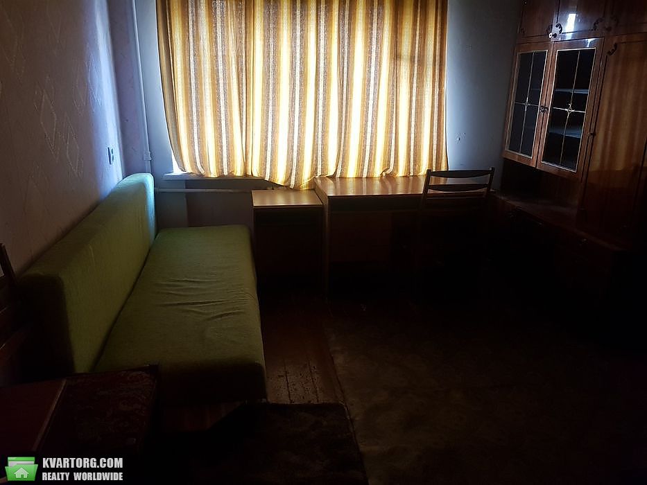 Sell 2-room apartment. Киев, Кирилловская — photo 1