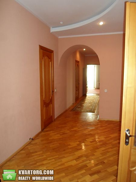 Rent out 3-room apartment. Днепропетровск,  Рабочая — photo 4