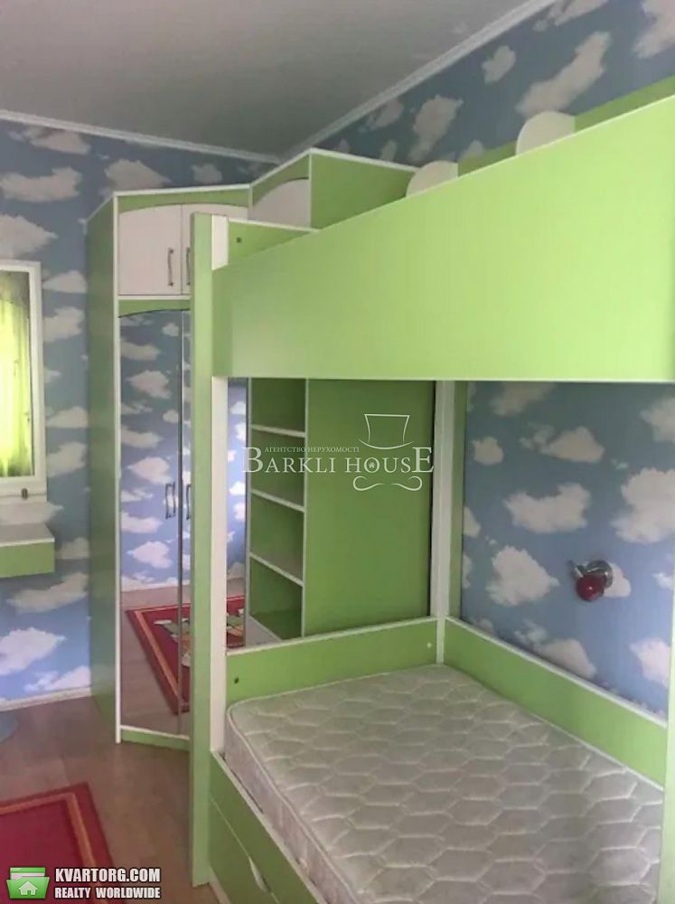 Rent out 4-room apartment. Киев,  Гайдара — photo 8