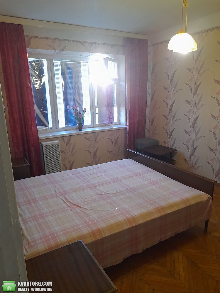 Rent out 2-room apartment. Киев,  Дарницкий бул — photo 2