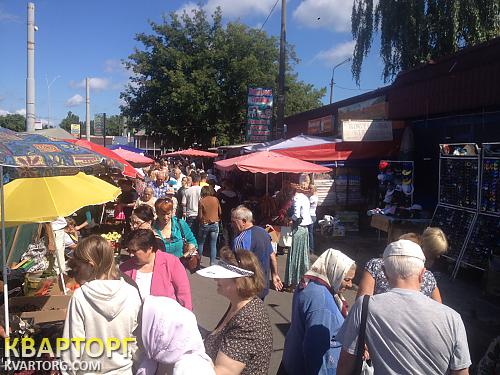 Rent out shop. Киев,  м. Лесная — photo 4