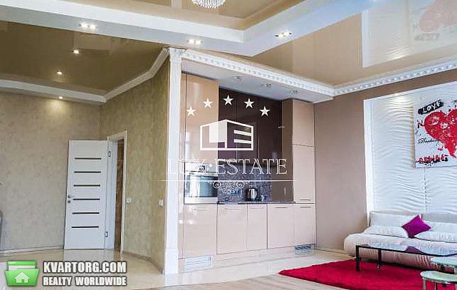 Rent out 2-room apartment. Киев,  Щорса — photo 3