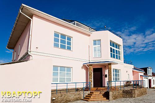 Rent out house. АР Крым, Революции — photo 1