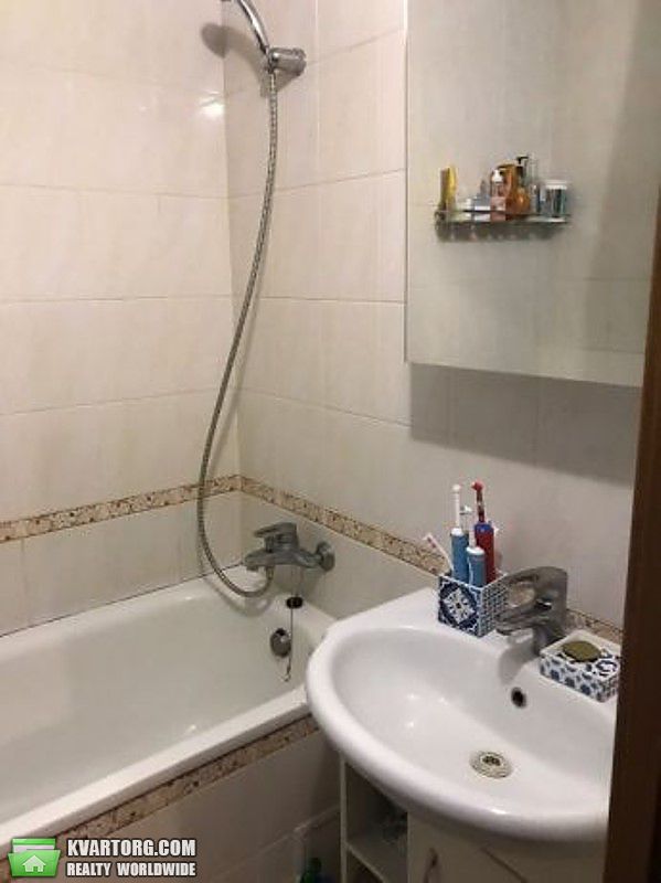 Sell 2-room apartment. Киев,  Маяковского пр — photo 2