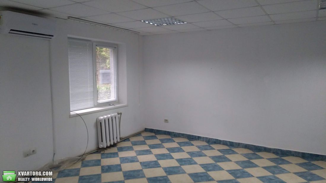 Rent out office. Ужгород, просп.Свободи — photo 1