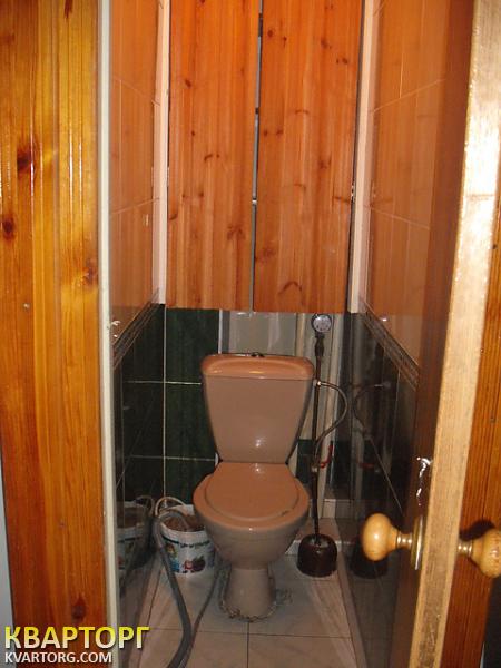 Rent out 2-room apartment. Киев,  Тычины пр — photo 10