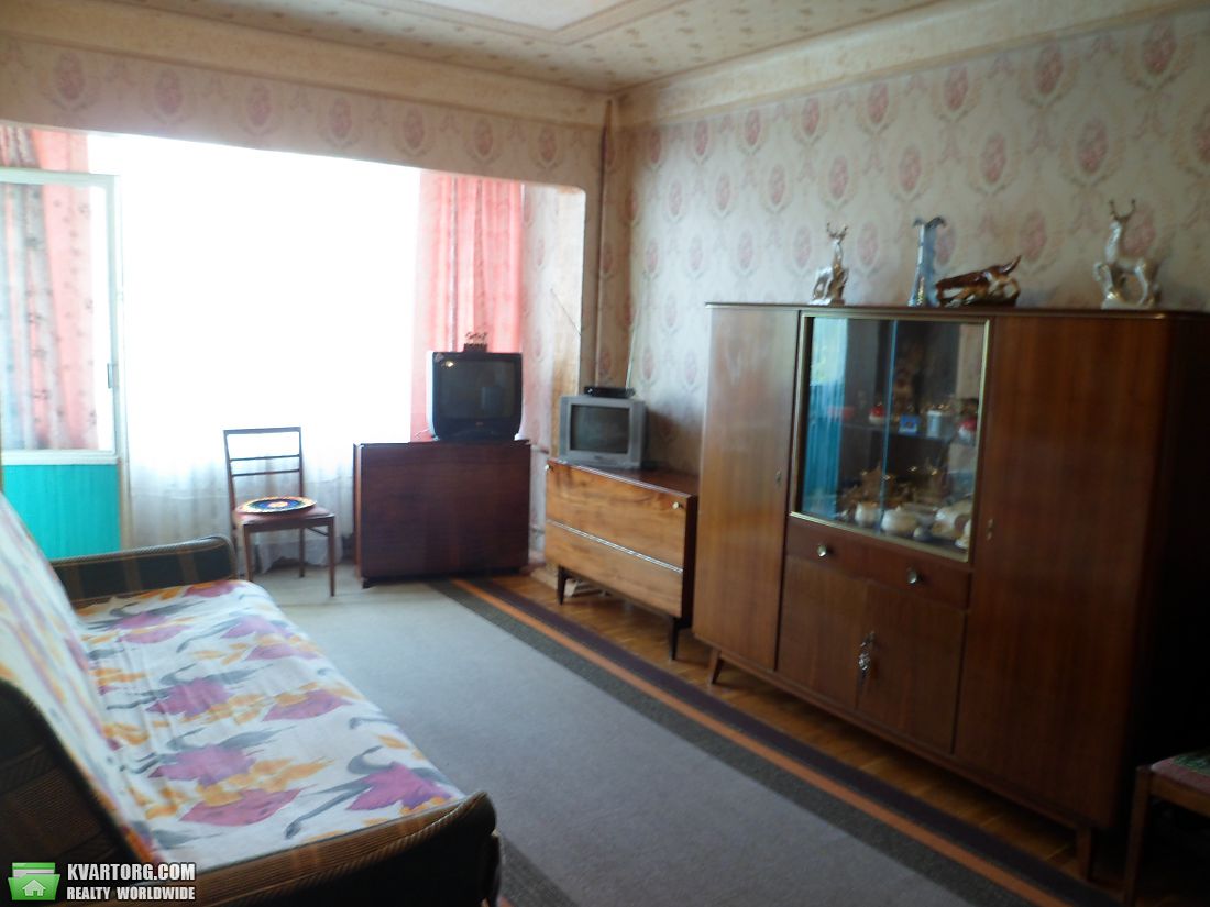 Rent out 2-room apartment. Киев,  Малиновского — photo 1
