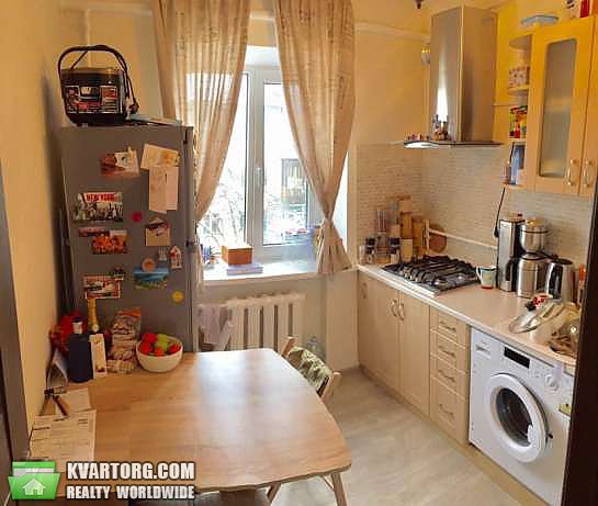 Sell 2-room apartment. Киев,  Мартиросяна — photo 1