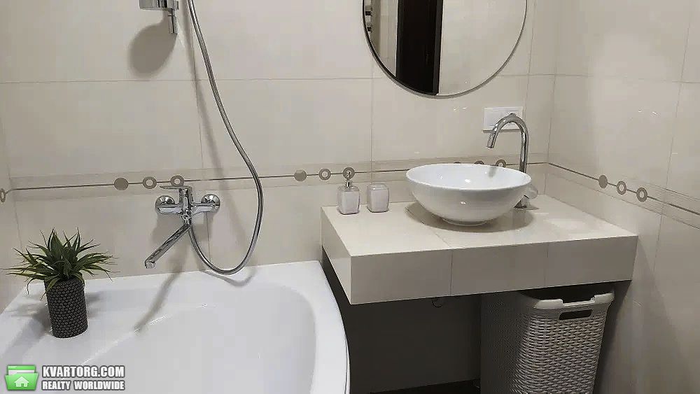Rent out 2-room apartment. Львов, Залізнична — photo 7