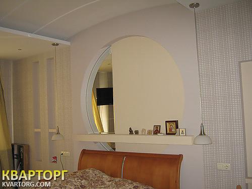 Sell 2-room apartment. Киев,  Фрунзе — photo 4