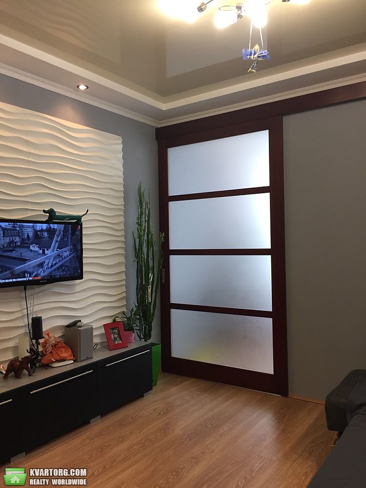 Sell 1-room apartment. Киев,  Олевская — photo 5