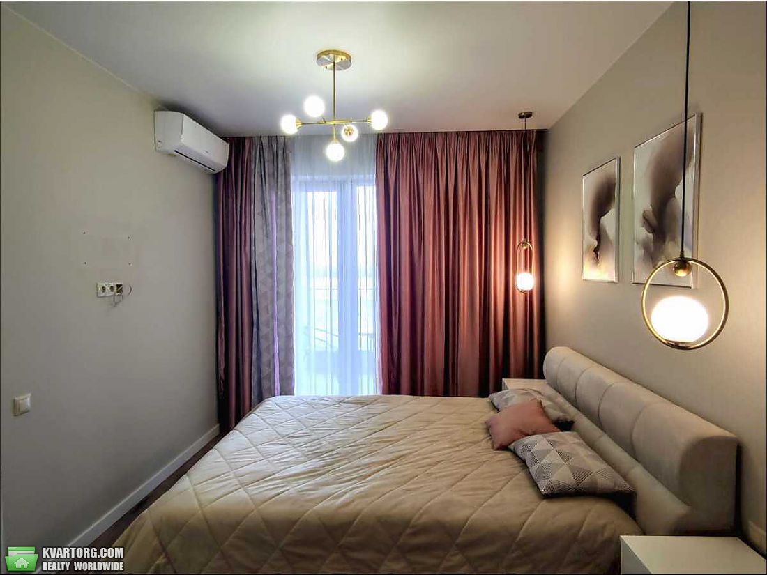 Rent out 1-room apartment. Киев, Набережно Рыбальская — photo 7