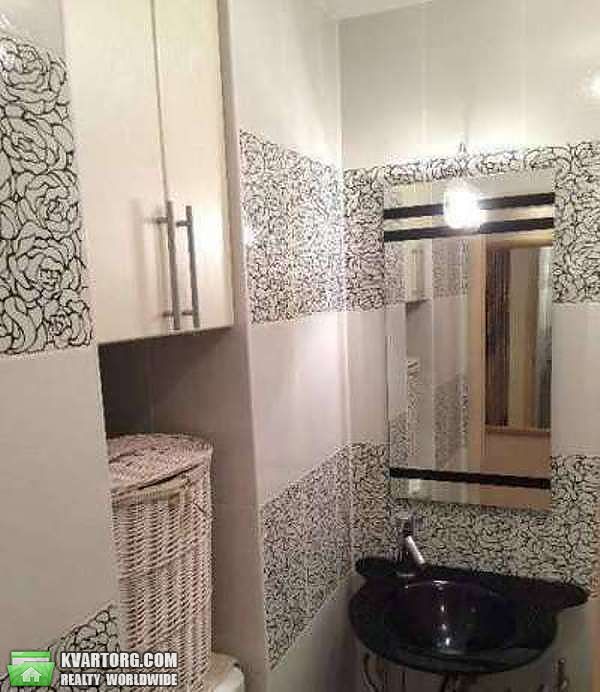 Sell 3-room apartment. Киев,  Львовская — photo 5