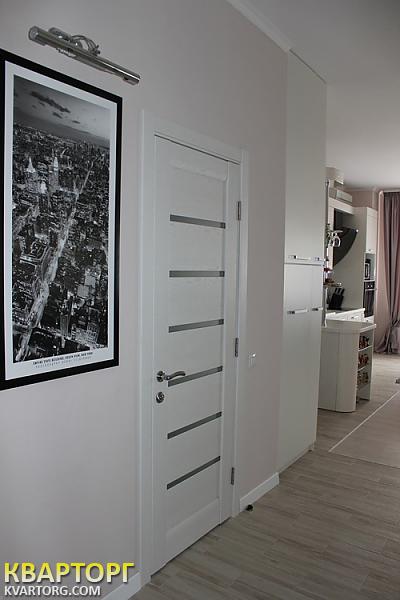 Rent out 2-room apartment. Киев,  Оболонская наб — photo 6