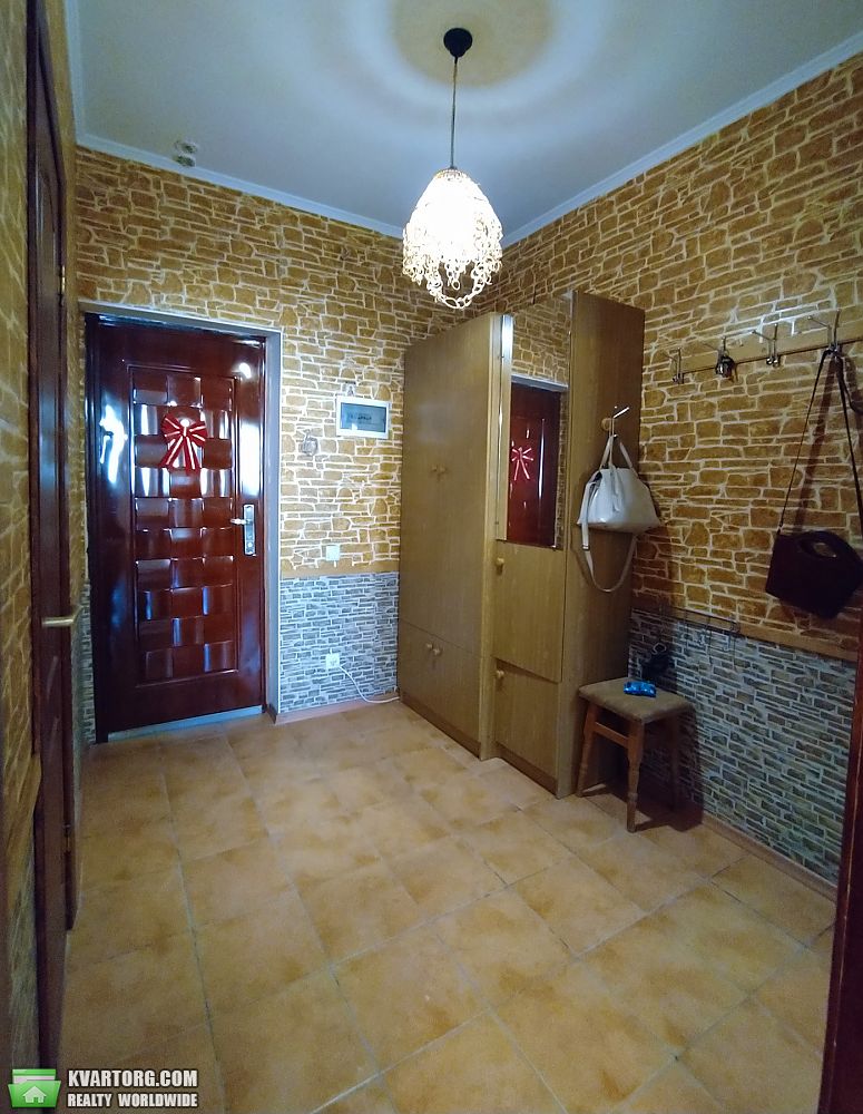 Rent out 1-room apartment. Одесса, Радужный Массив — photo 9