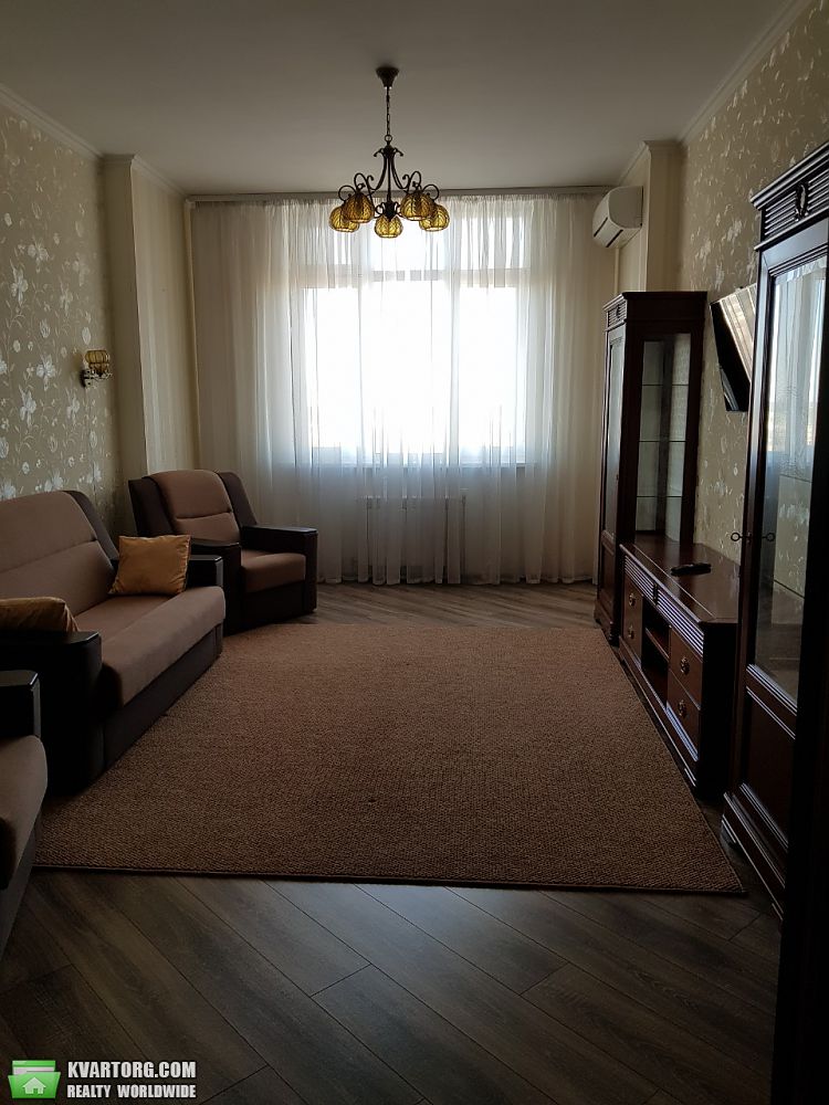 Rent out 2-room apartment. Киев, Гната Хоткевича — photo 4