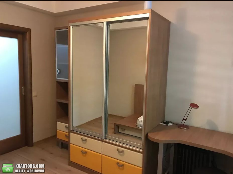 Rent out 2-room apartment. Киев, Волгоградская, 41 — photo 10